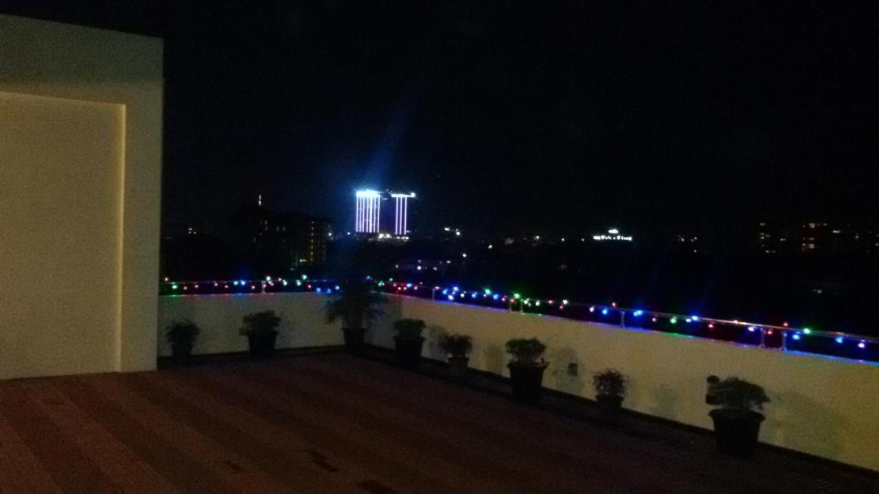 Virati Hotel Γιανγκόν Εξωτερικό φωτογραφία