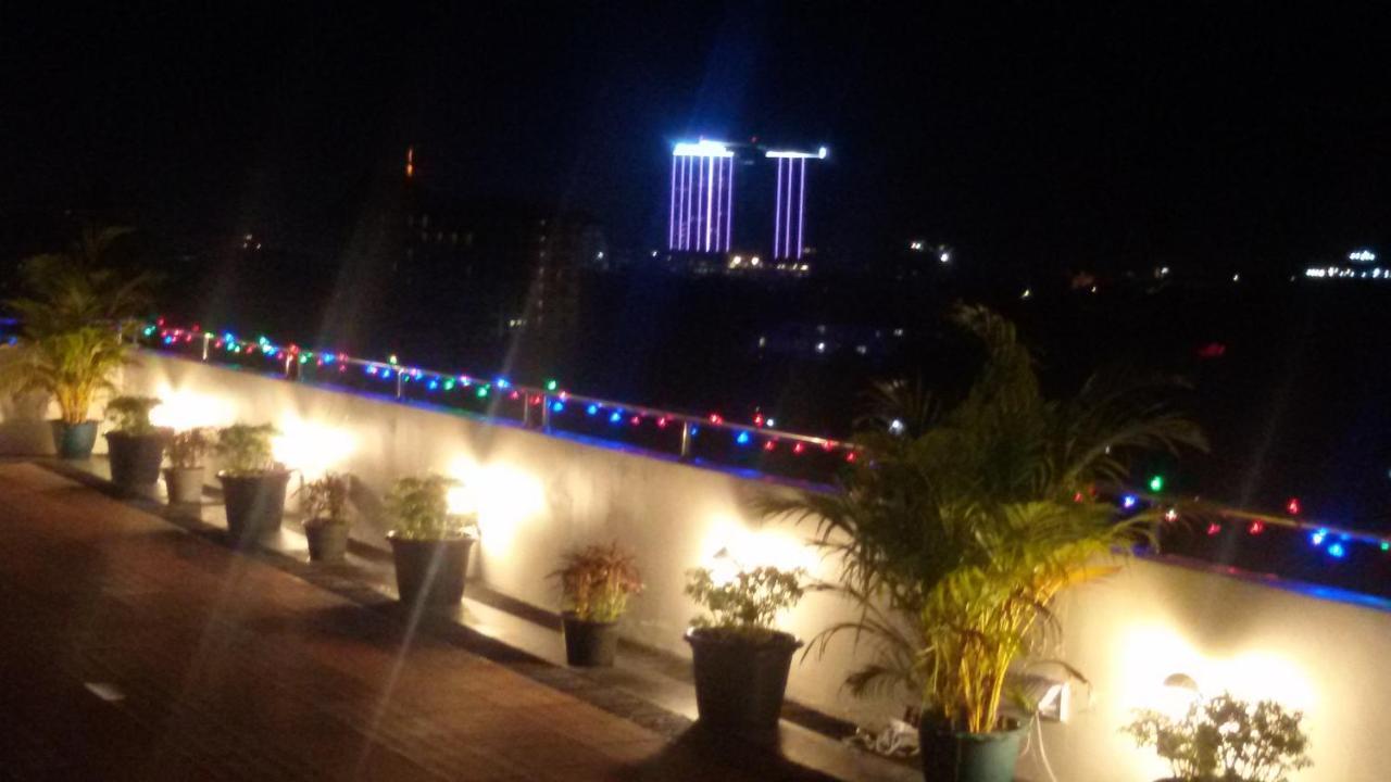Virati Hotel Γιανγκόν Εξωτερικό φωτογραφία